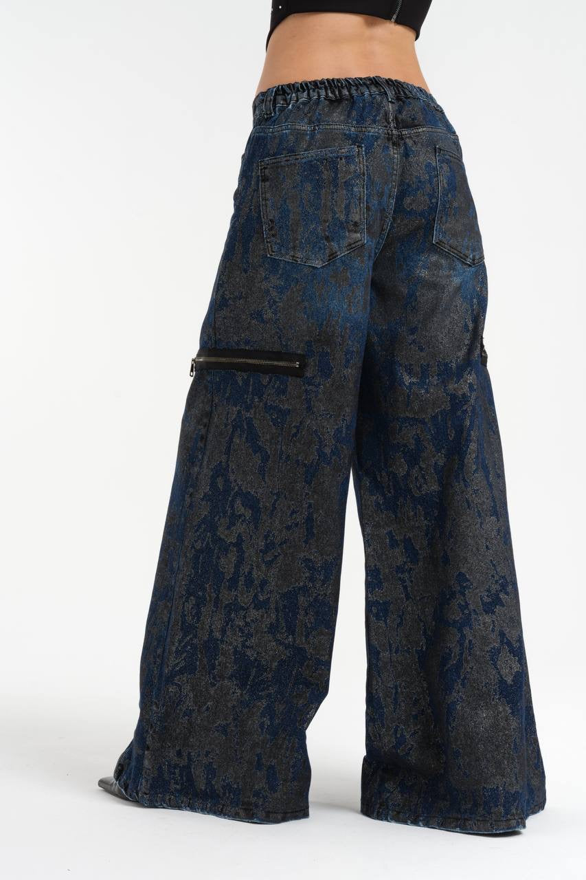 Vintage-Inspired Wide-Leg Denim Pants