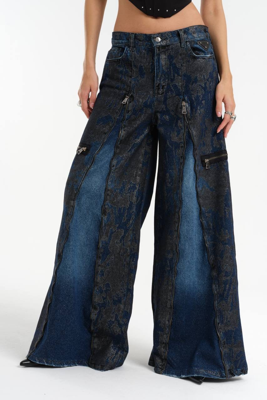 Vintage-Inspired Wide-Leg Denim Pants