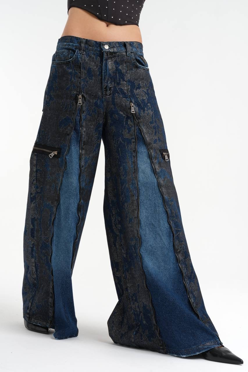 Vintage-Inspired Wide-Leg Denim Pants